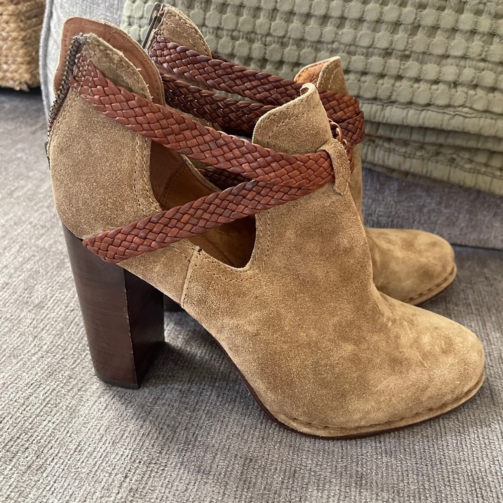 Frye Margaret Shootie Suede Braided Strap Booties Size 8.5 M